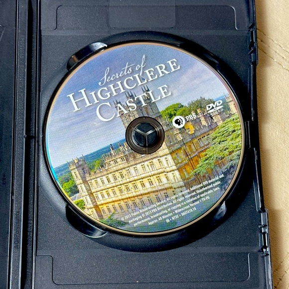 NEW UK Limited Edition Downton Abbey 3 Seasons + BONUS 1-hour Castle Documentary - Picture 16 of 16